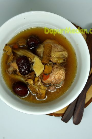 herbal_soup_yokchai