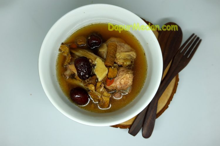 herbal_soup_yokchai