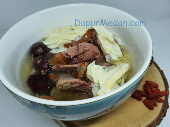 sup_tulang_babi_kembang_tahu